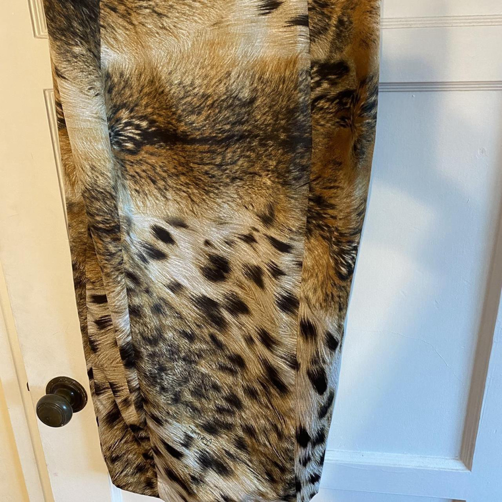 Dresses - Picture 3 of 6